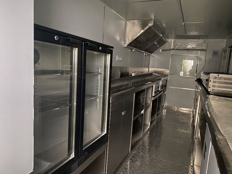 Custom Pop up 20 FT/40FT Luxury Portable Modular Cafe Container Bar Prefab Shipping Container Cafe and Restaurant Container Coffee Shop Cafe Bar Restaurant - Image 4